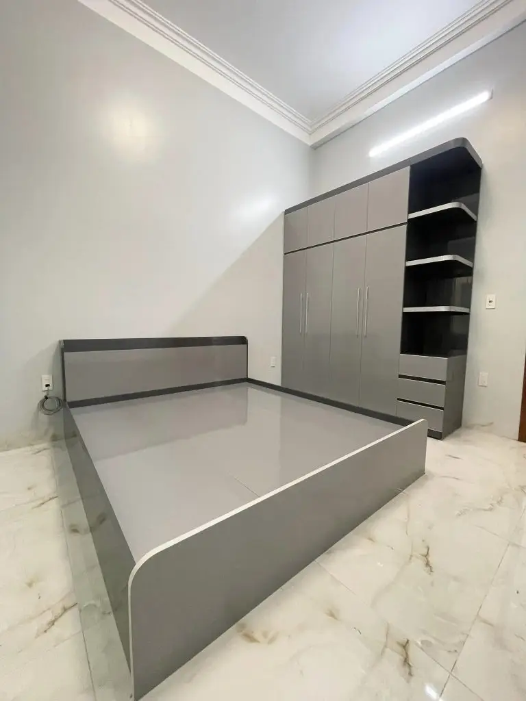 Giường Ngủ có chân nhựa Vincoplast GVP12