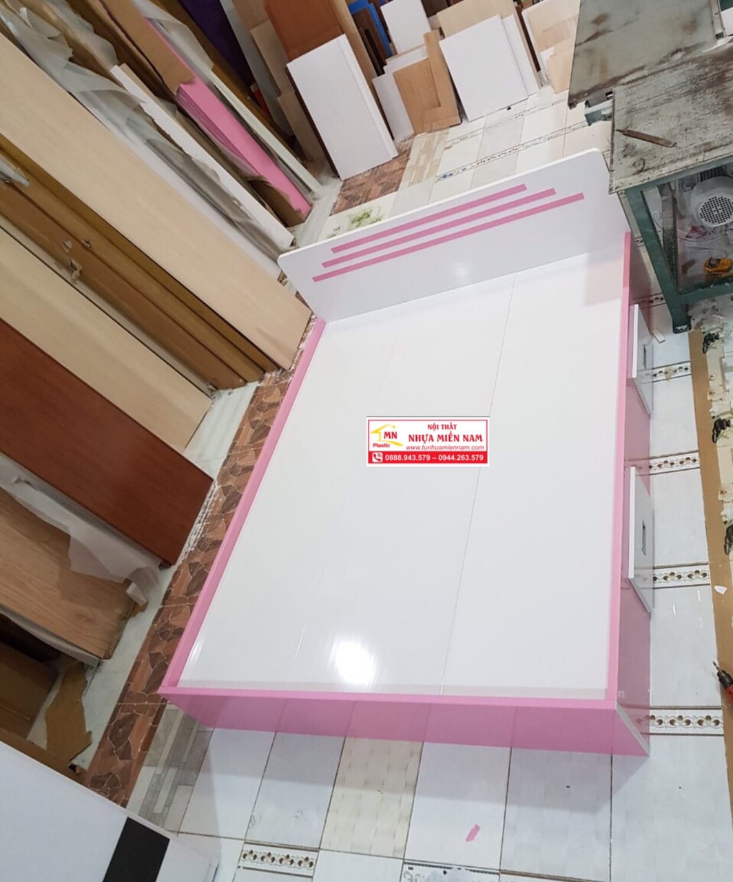 Giường ngủ nhựa Đài Loan Chinhuei hiện đại HĐ-GCH35